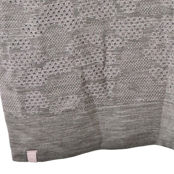 Lululemon Breeze By Muscle Tank Polar Spots Titanium sleeveless gray Size 10 - Picture 7 of 9